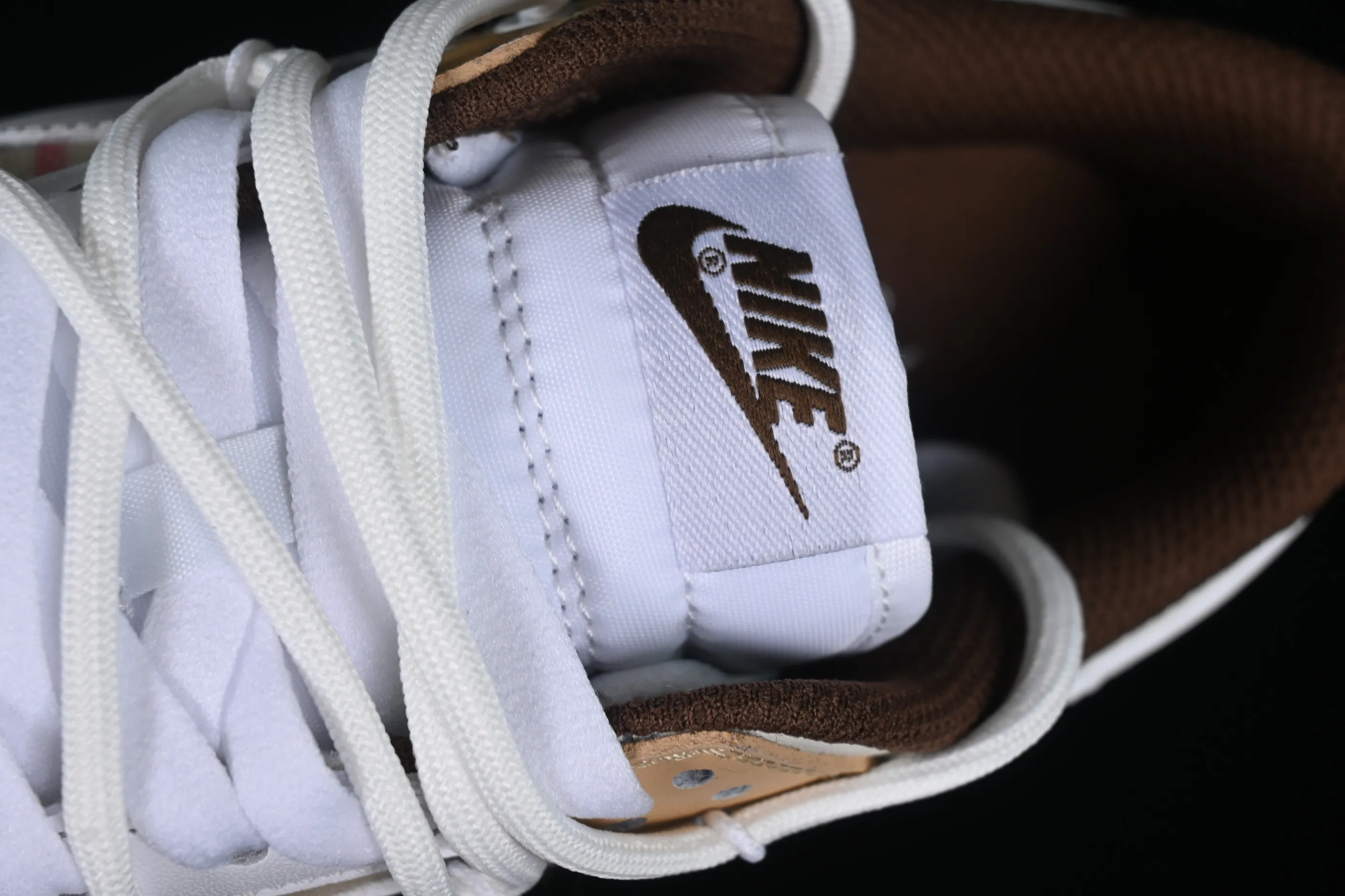All Categories Nk SB Dunk Series Nk SB Dunk Low Low-top sneakers Nk Dunk Low Plaid Variations Retro literary style SB strappy low-top casual sneakers DD1503-124